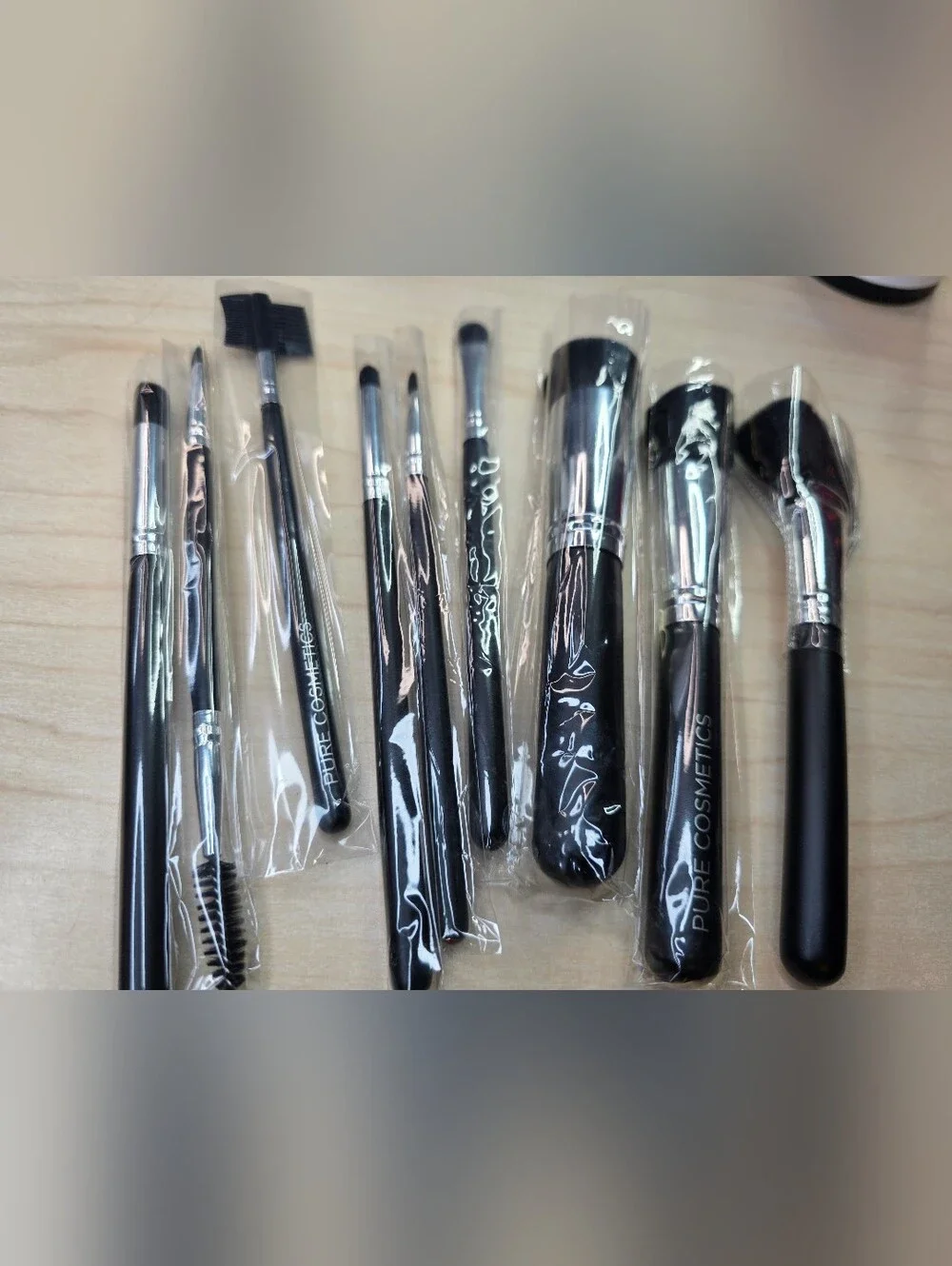 Pure Cosmetics 10-Piece Professional Makeup Brush Set with Black Travel Case